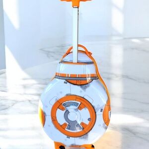 Star Wars BB-8  Hard Shell Rolling Traveling Luggage/Star Wars Lunch Bag Combo